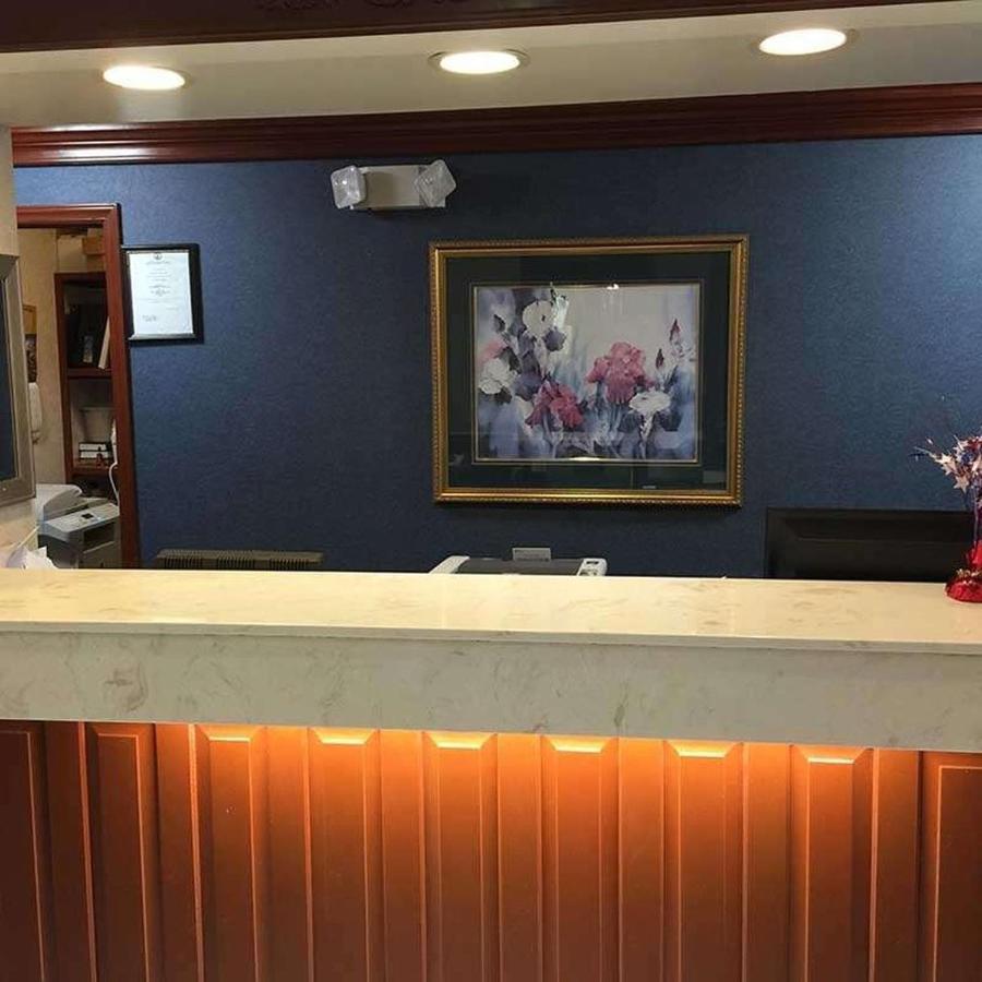 Astoria Hotel Danville North Dış mekan fotoğraf