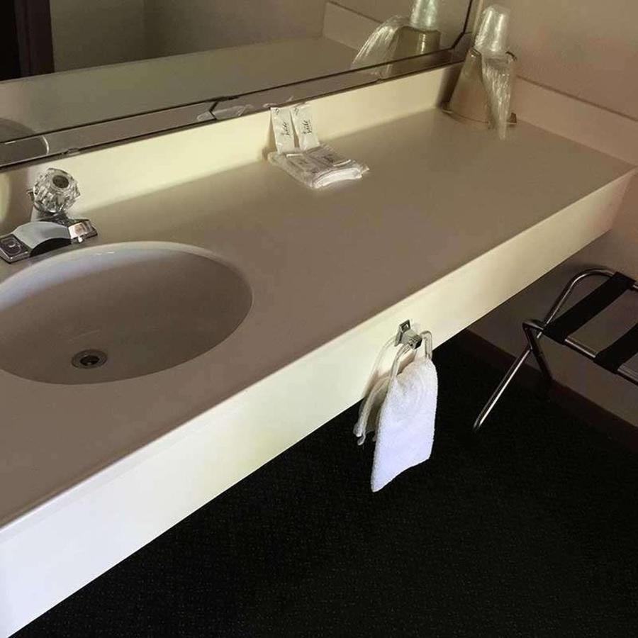 Astoria Hotel Danville North Dış mekan fotoğraf
