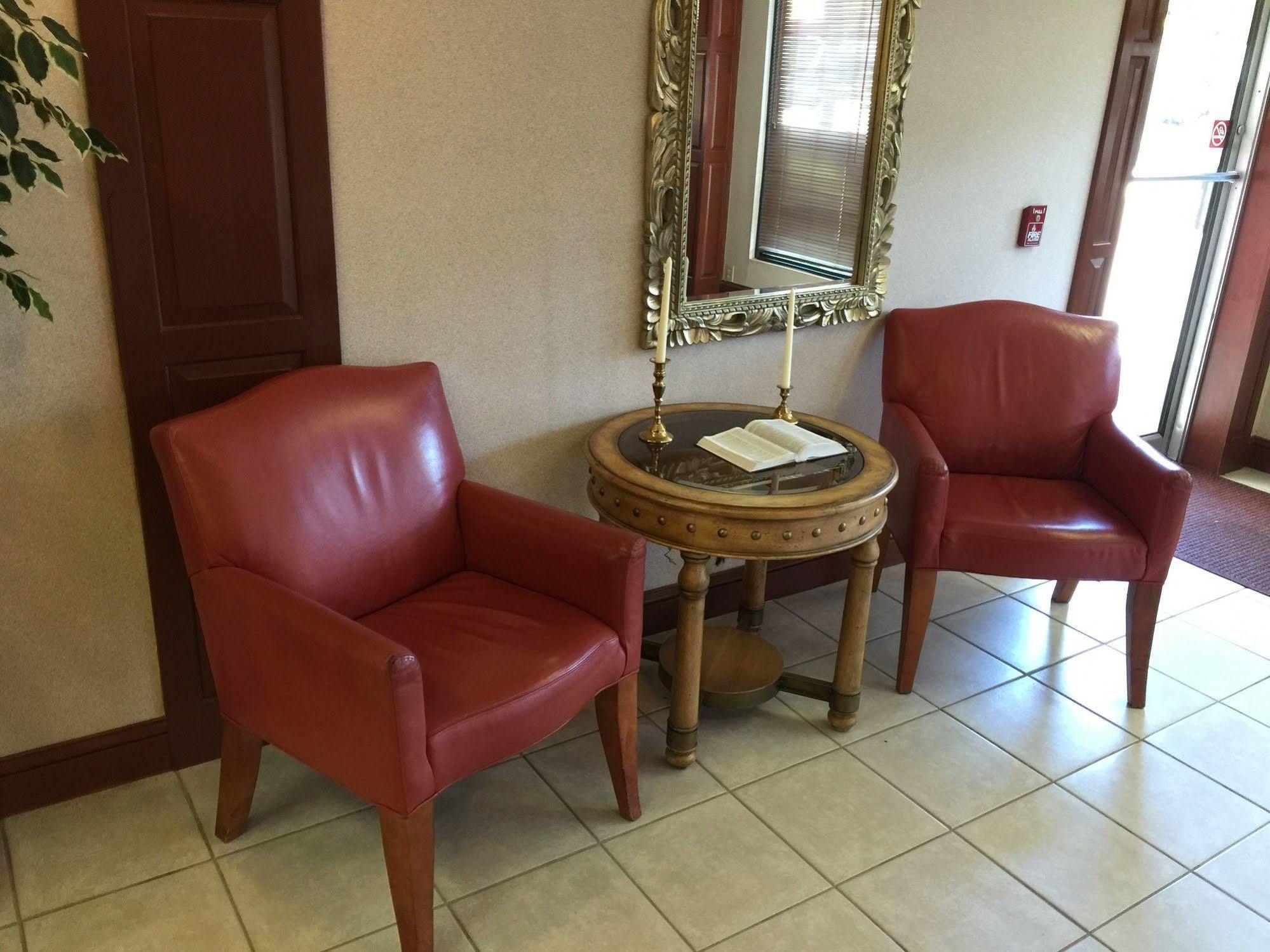 Astoria Hotel Danville North Dış mekan fotoğraf