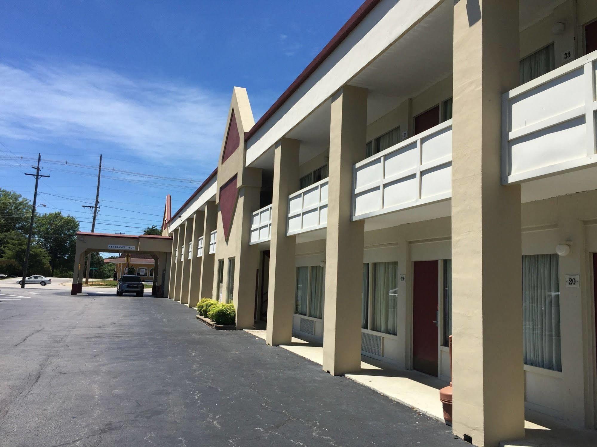 Astoria Hotel Danville North Dış mekan fotoğraf